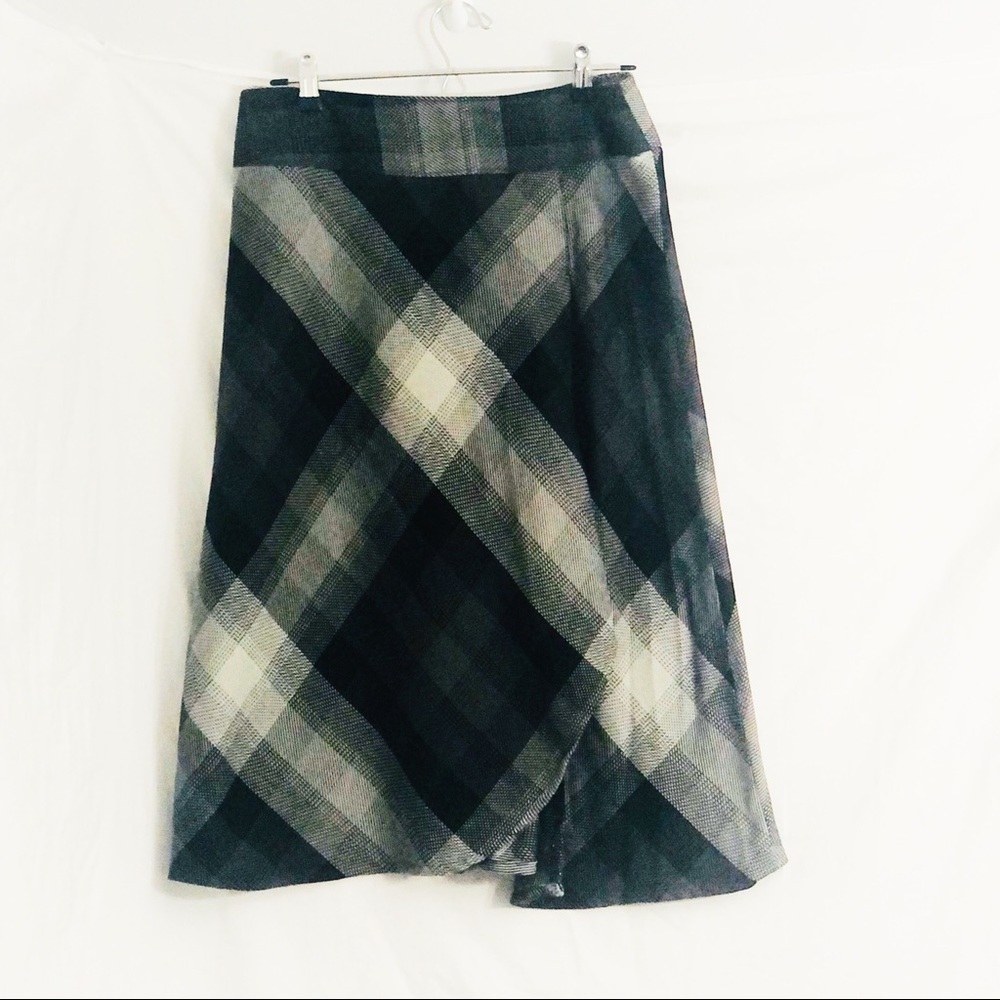 East 5th Midi Knee Length Skirt with Slit Size 10